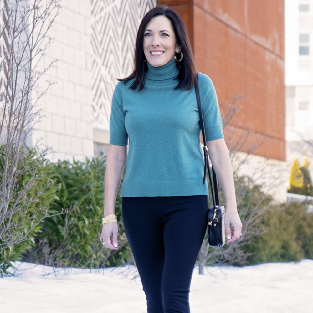 Everlane 3/4 sleeve teal turtleneck Medium